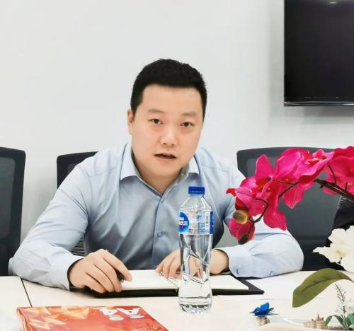 樓宇更新改造調(diào)研會(huì)議上領(lǐng)導(dǎo)分享案例 宇更新改造調(diào)研會(huì)議上領(lǐng)導(dǎo)分享案例_中企物業(yè)