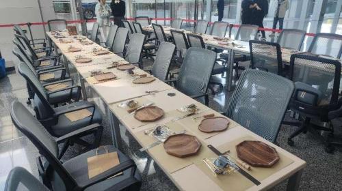 復(fù)古鐘表手工制作材料準(zhǔn)備_上海物業(yè)公司服務(wù)