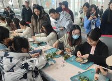 開蚌尋珠主題活動(dòng)現(xiàn)場(chǎng)_物業(yè)服務(wù)